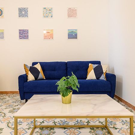 Guest House 121 Charming Apartment Naples Luaran gambar