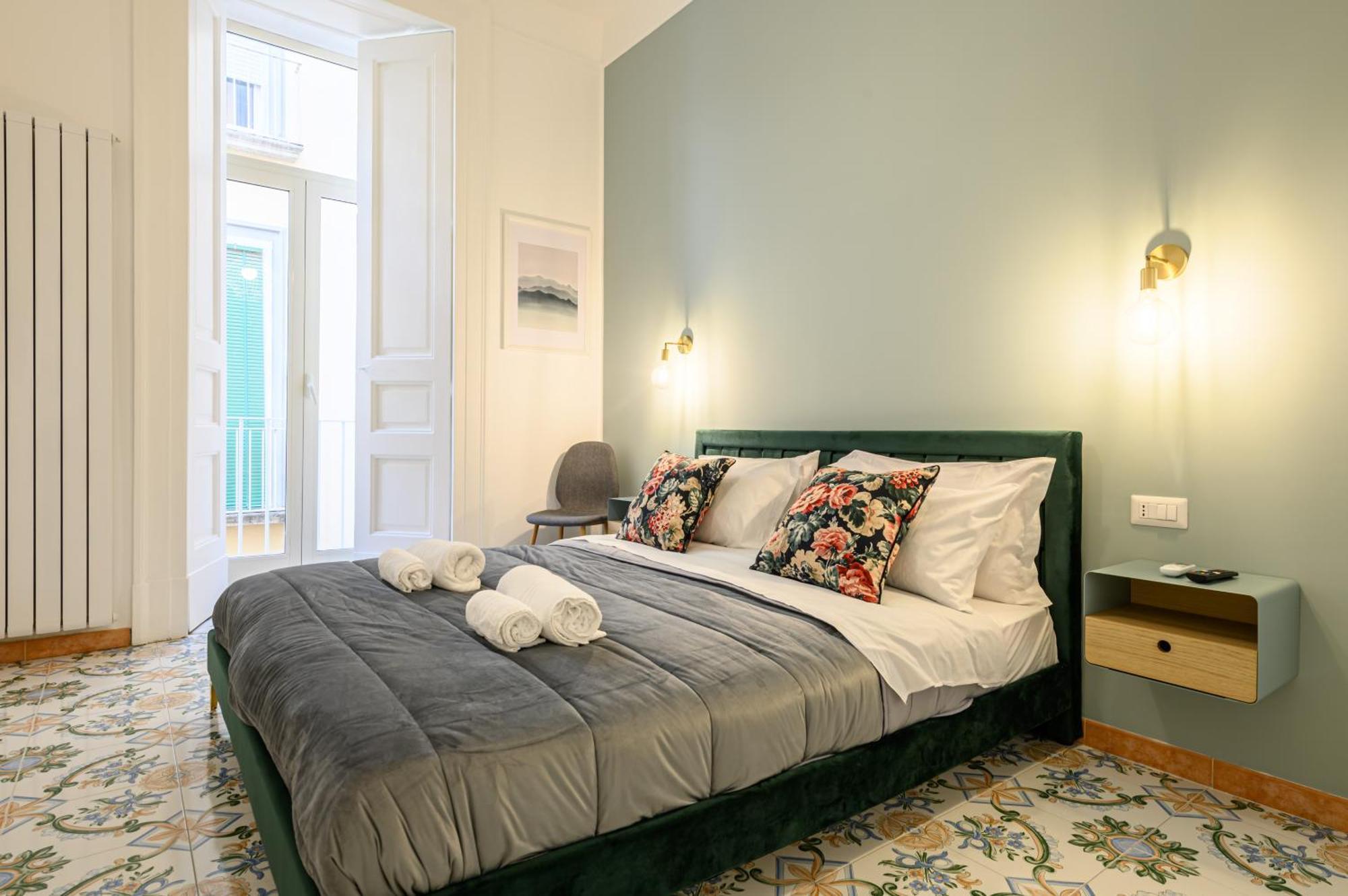 Guest House 121 Charming Apartment Naples Luaran gambar