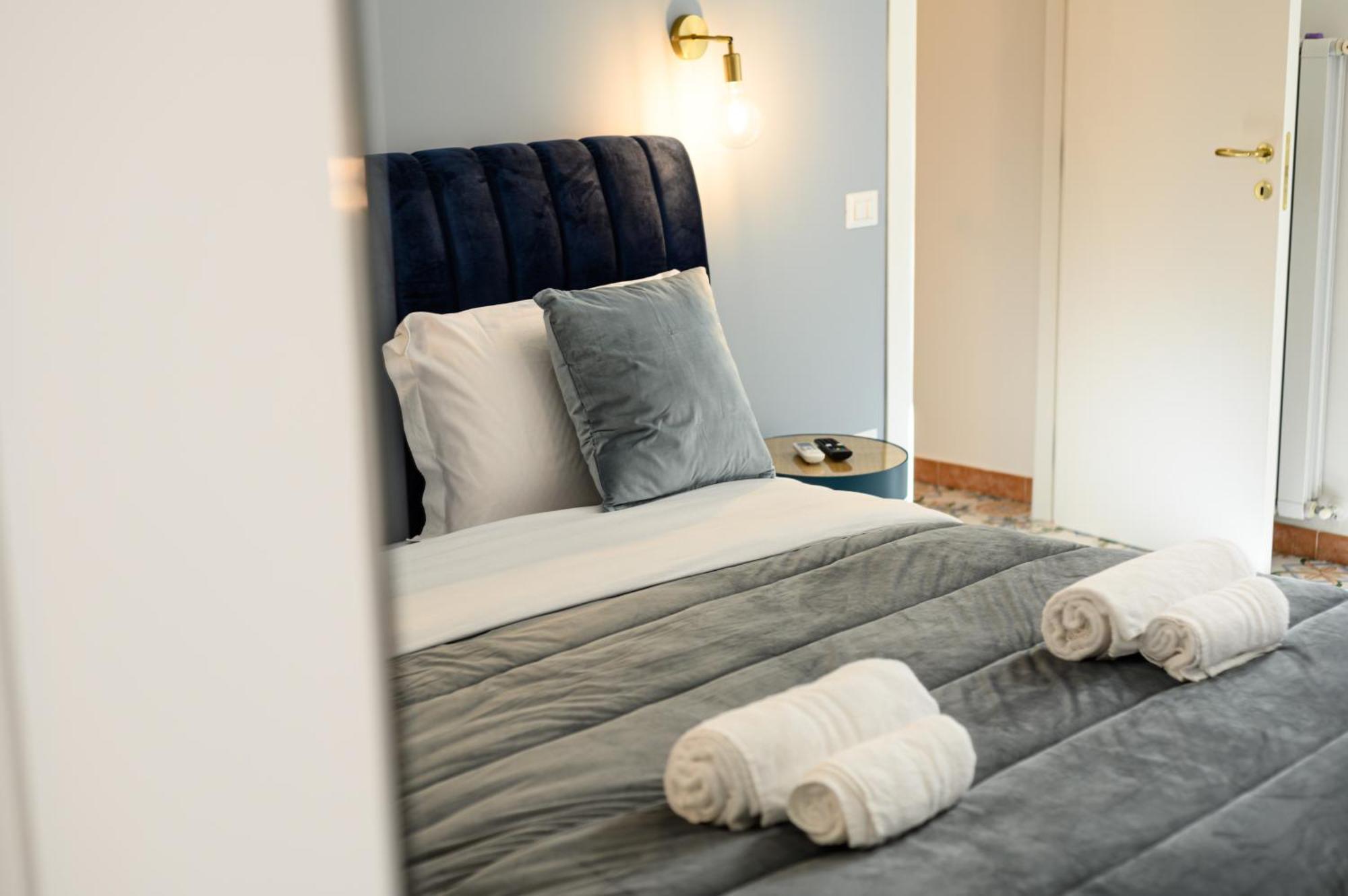 Guest House 121 Charming Apartment Naples Luaran gambar