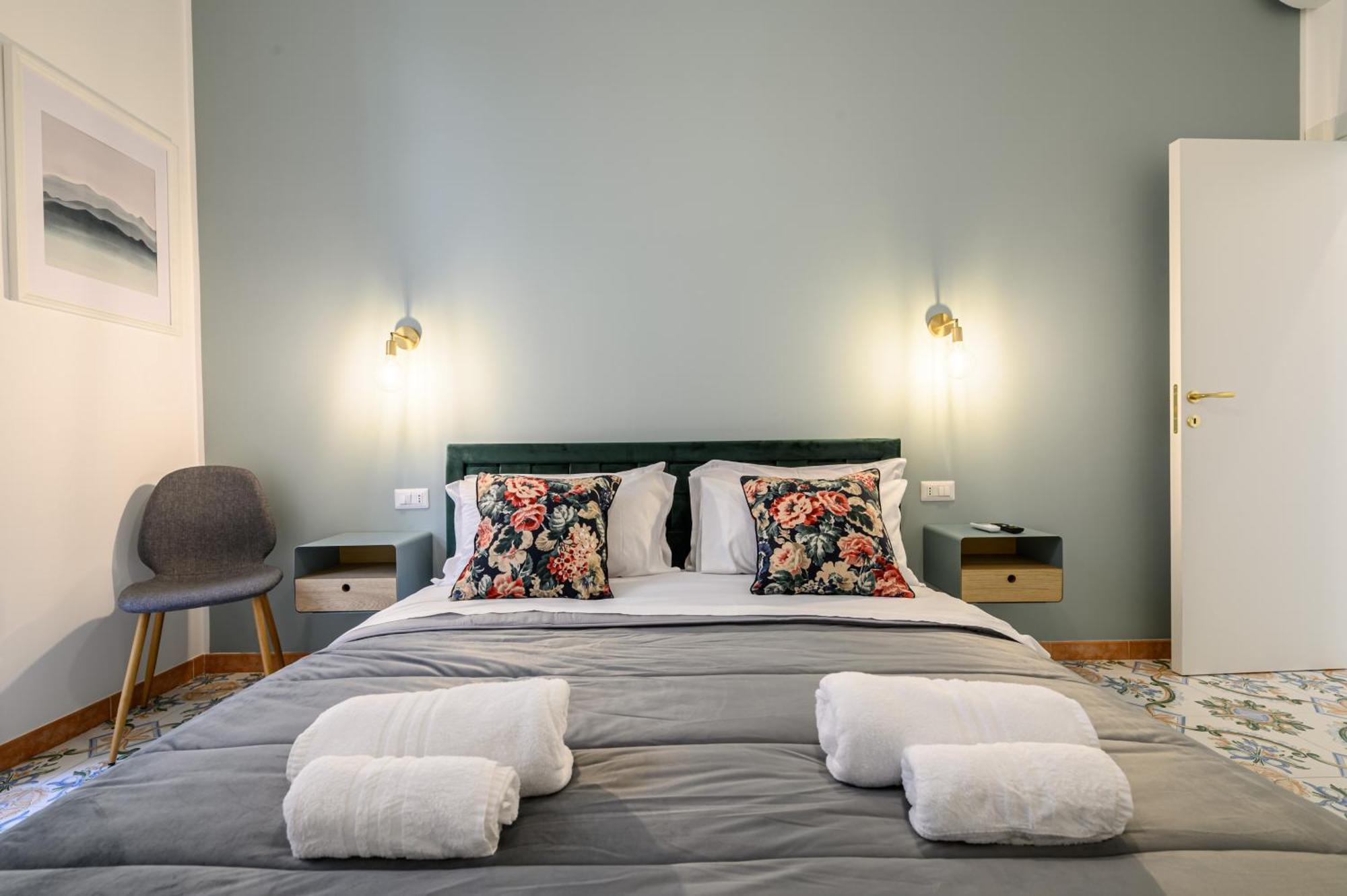 Guest House 121 Charming Apartment Naples Luaran gambar