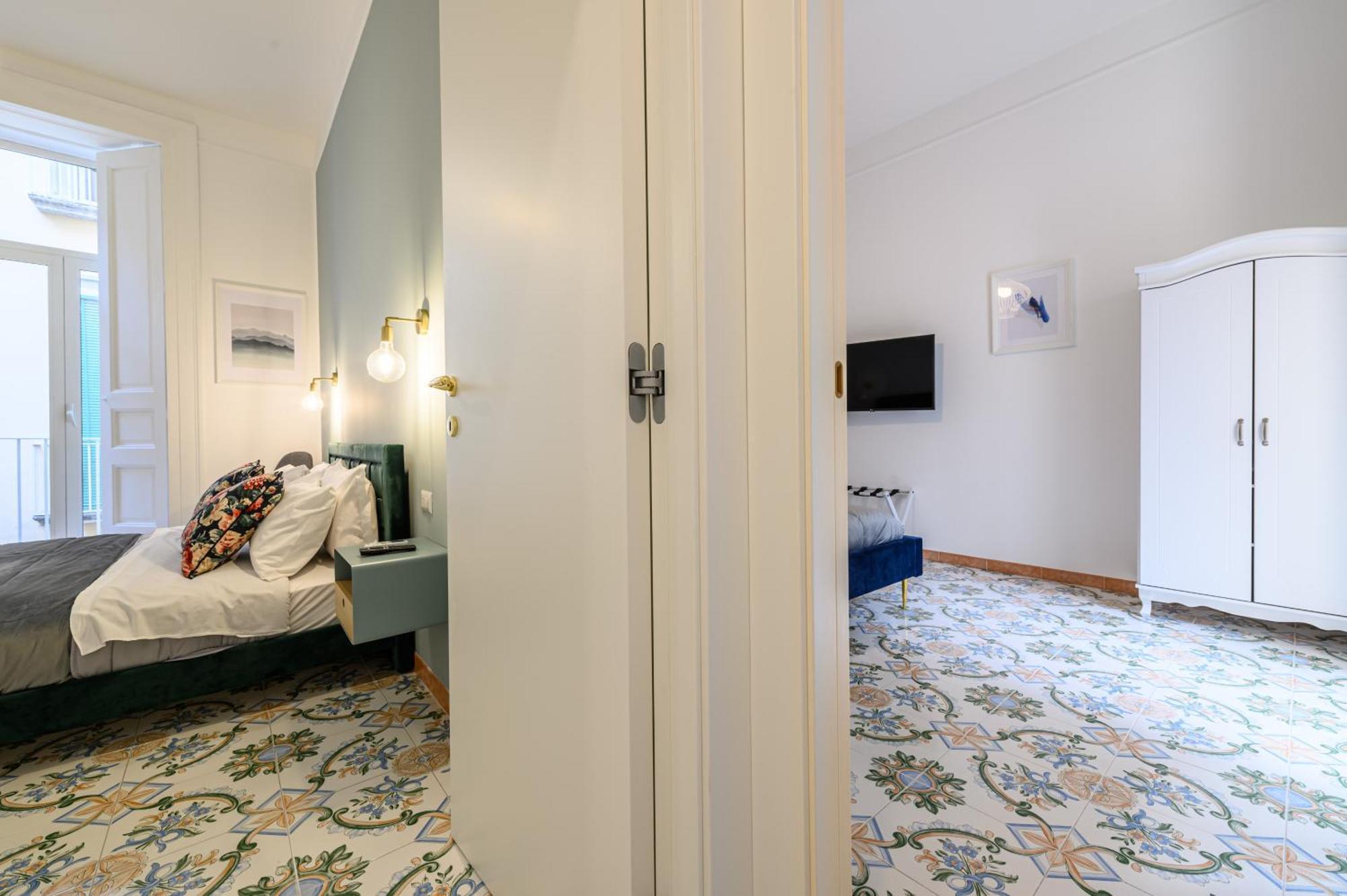 Guest House 121 Charming Apartment Naples Luaran gambar